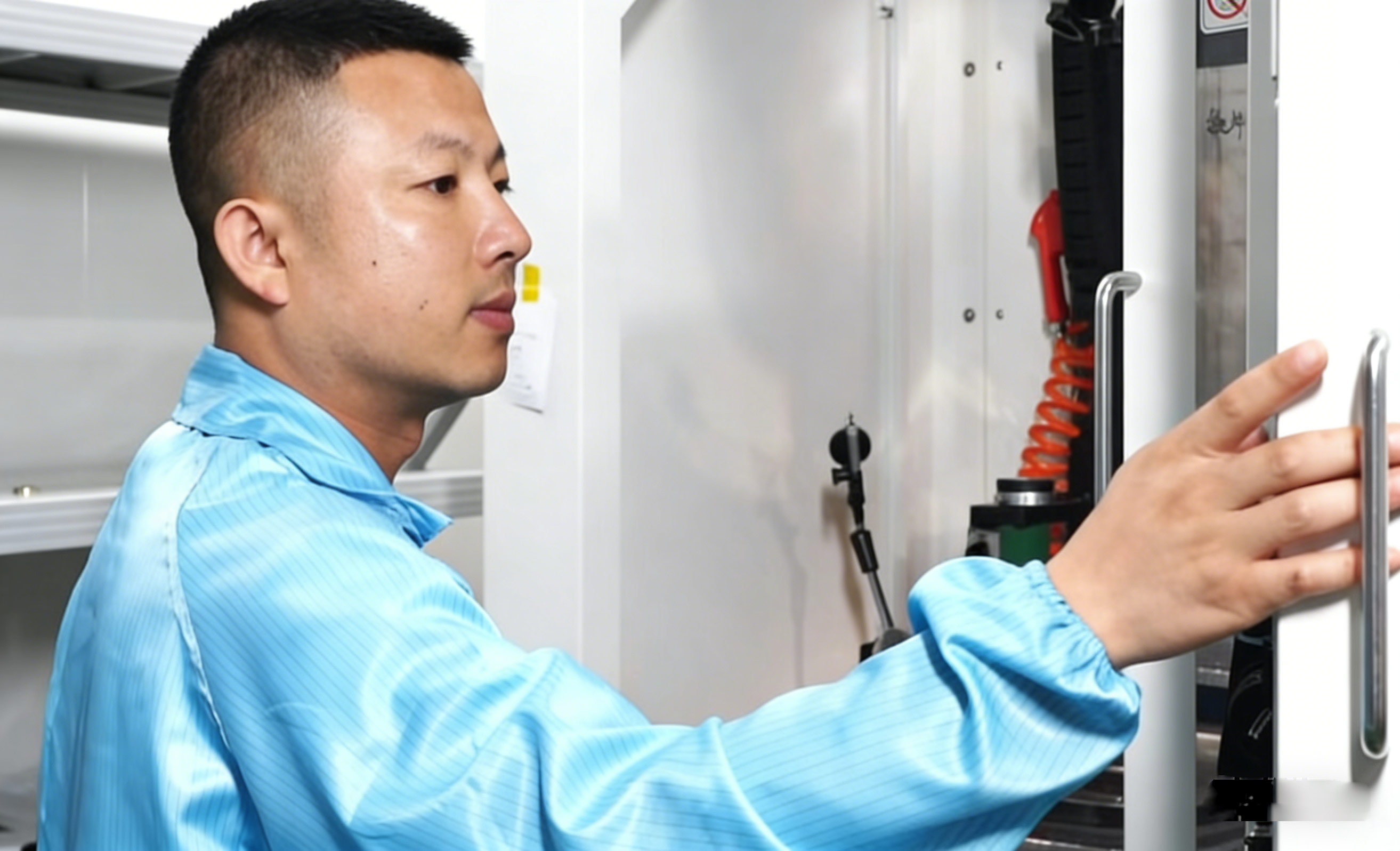 孙靖涵工作场景1